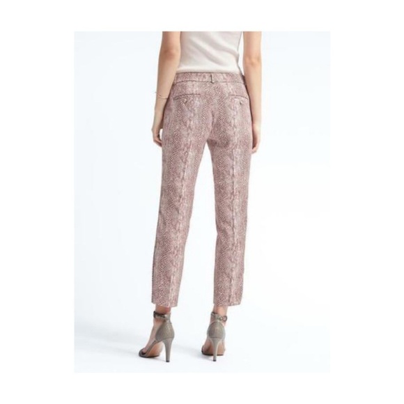 Banana Republic | Avery Fit Snakeskin Print Trouser | Size 2 - Picture 2 of 12